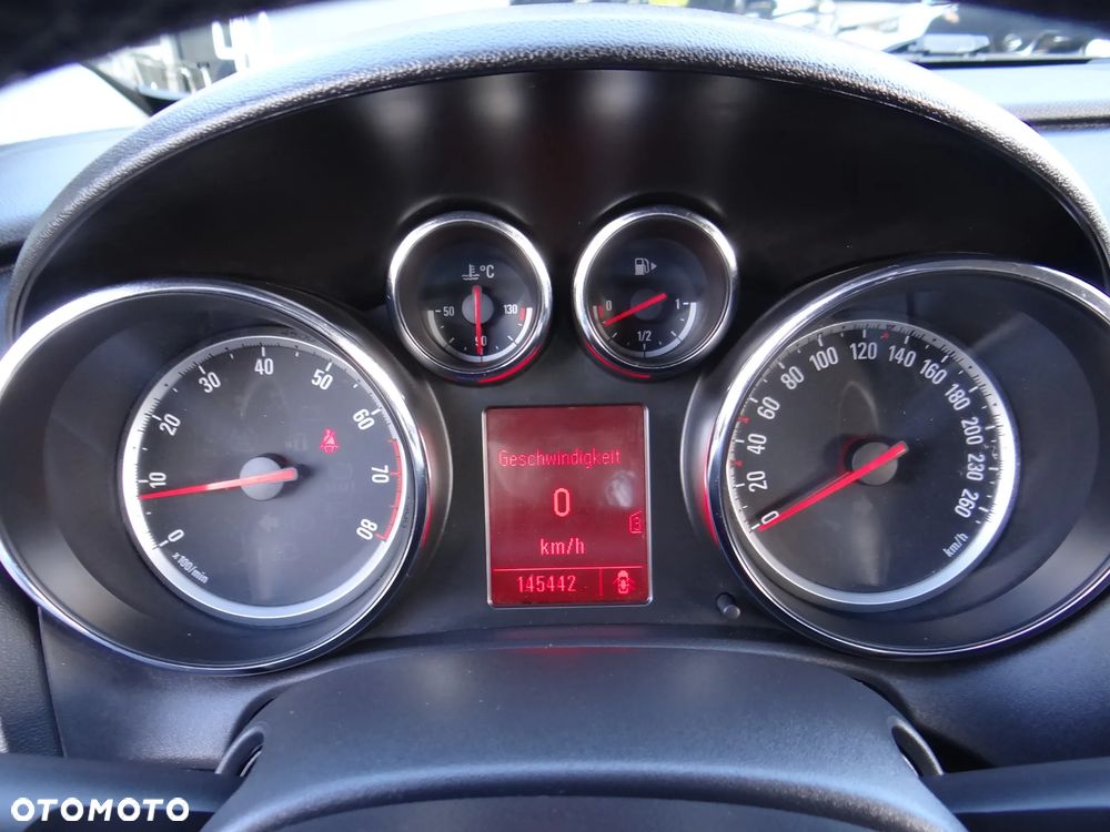 Opel Astra - 26