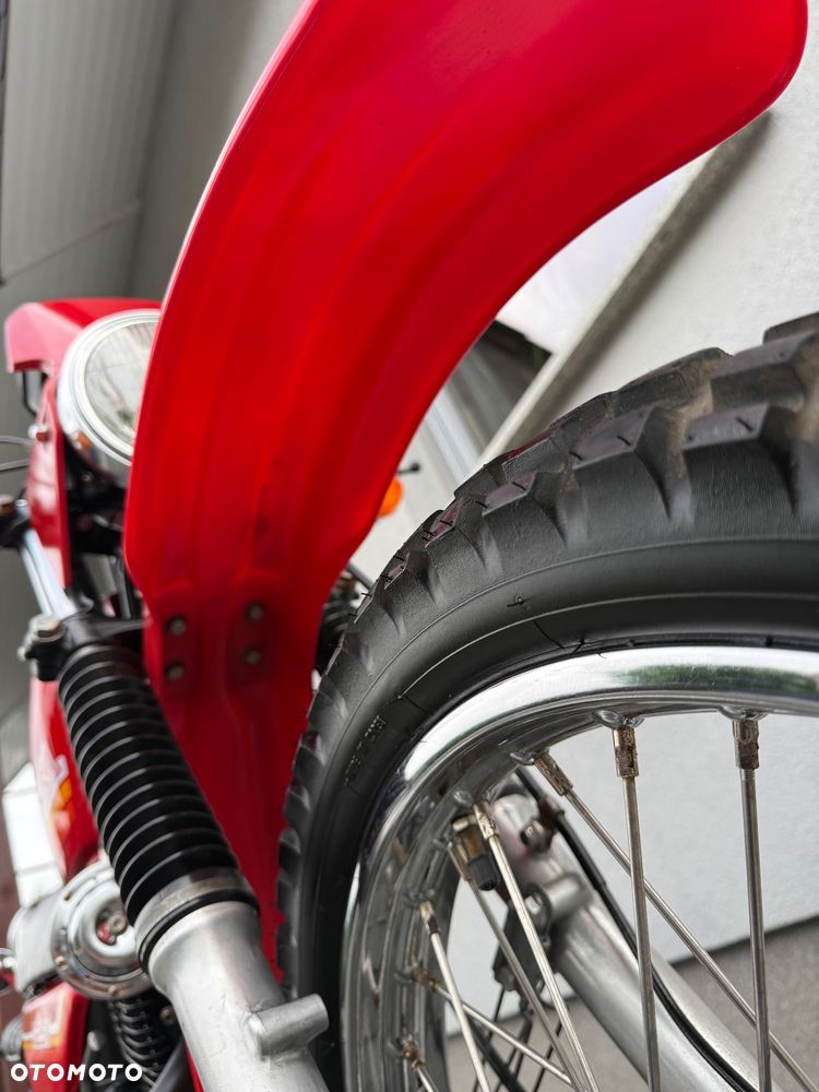 Suzuki DR - 18