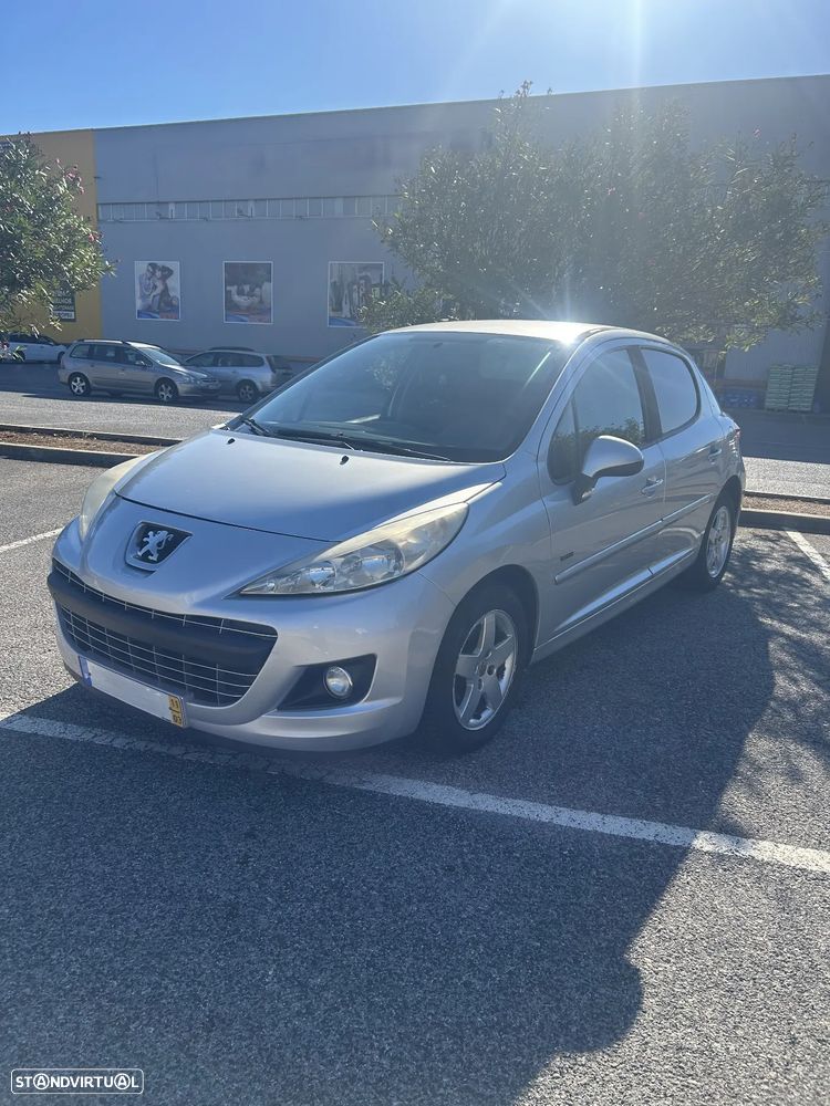 Peugeot 207 1.4 16V SE Sportium - 1