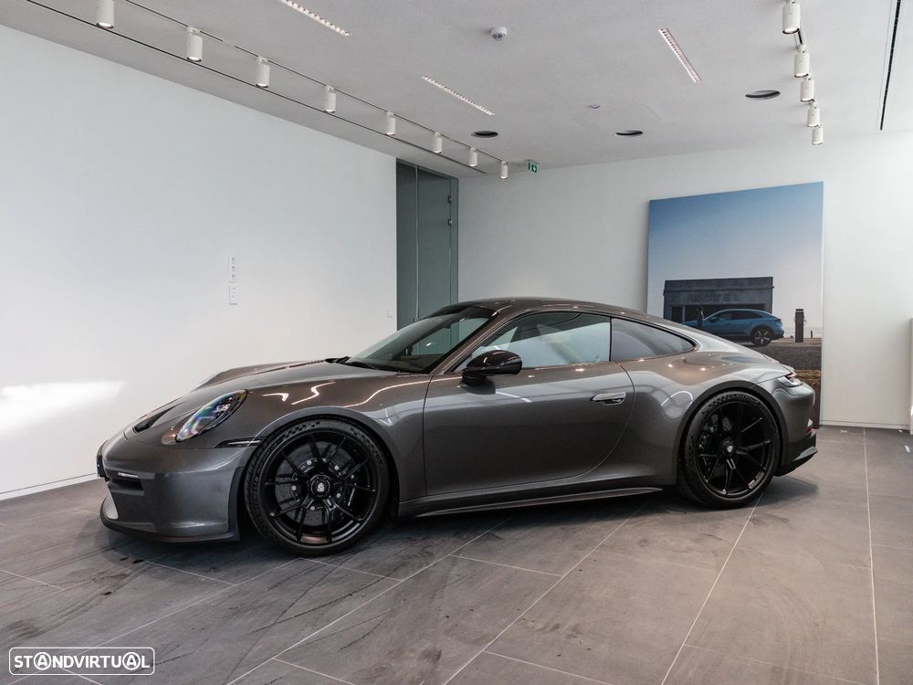 Porsche 911 (992) - 7