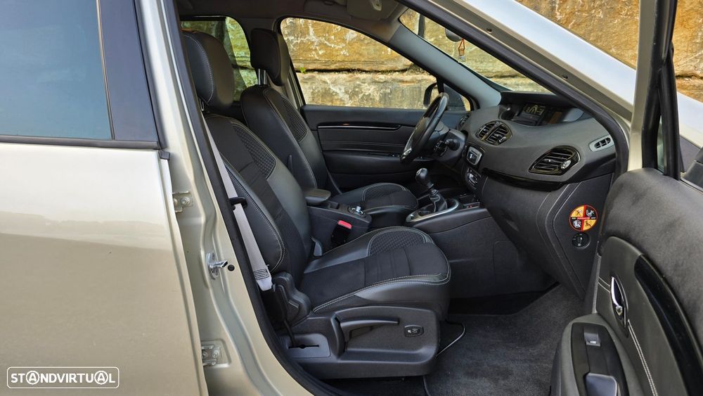 Renault Grand Scénic 1.5 dCi Bose Edition SS - 40