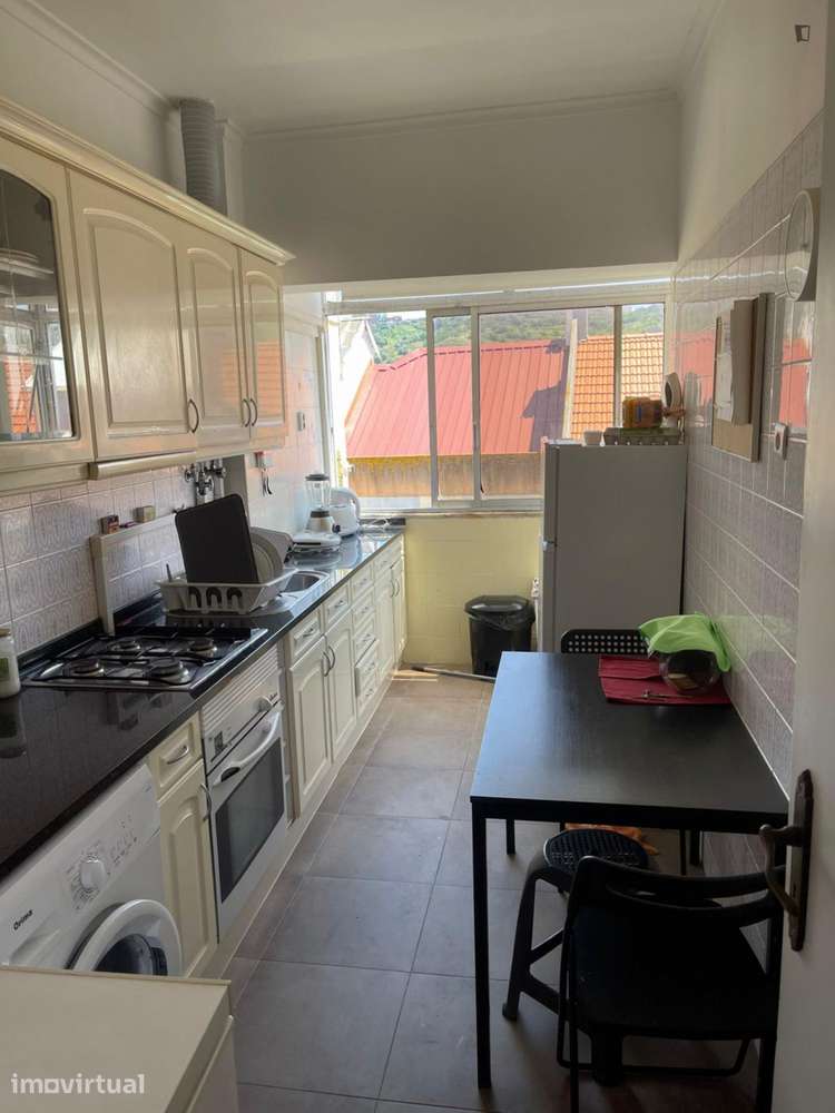Quarto - localizado em Lisbon - Grande imagem: 5/9