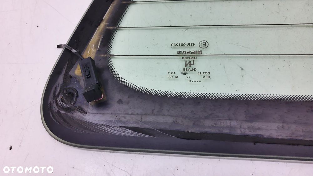 Nissan Navara Szyba Tył - 6