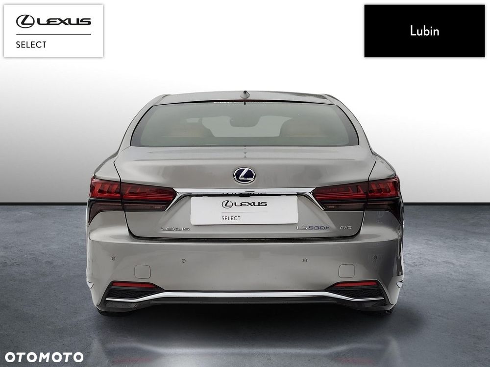 Lexus LS - 4