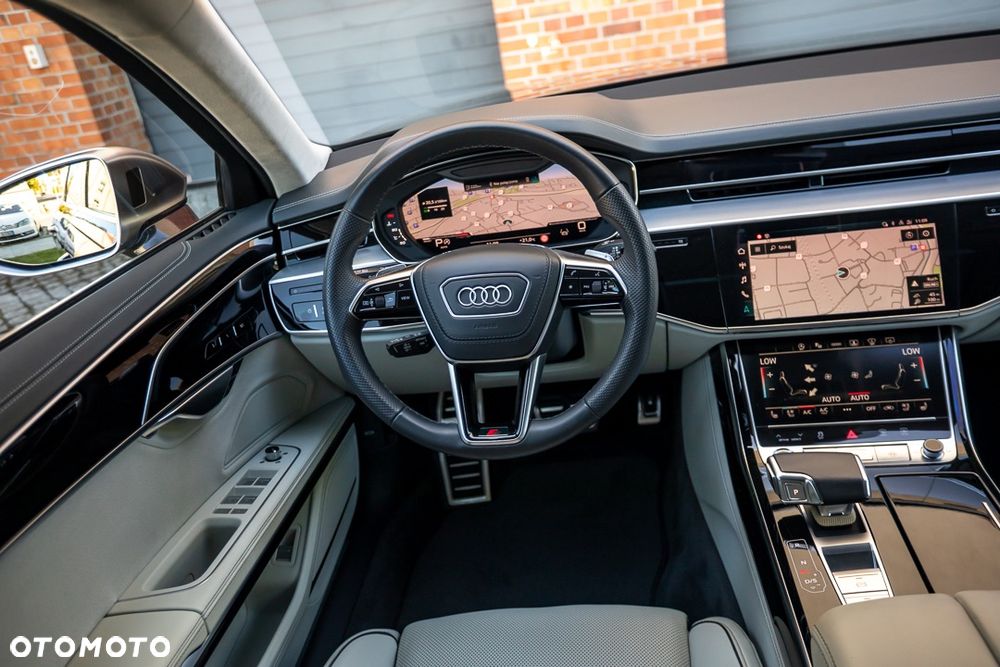 Audi A8 - 25