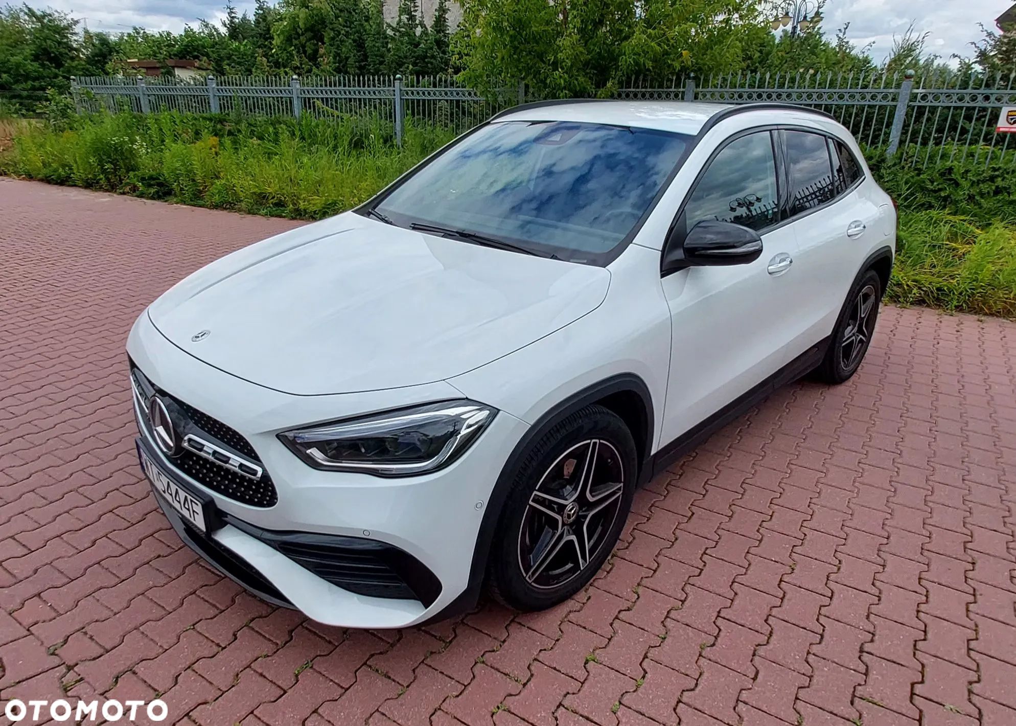 Mercedes-Benz GLA 200 AMG Line - 1