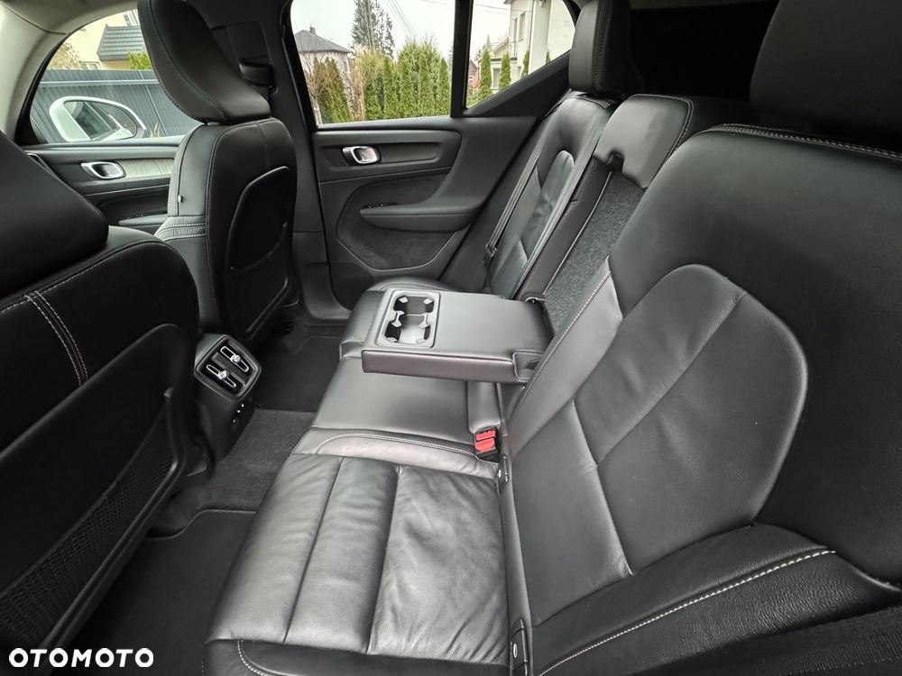 Volvo XC 40 B5 AWD Ultimate Bright - 16