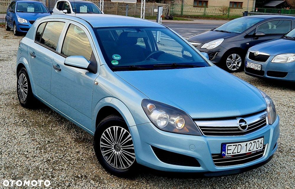 Opel Astra - 25
