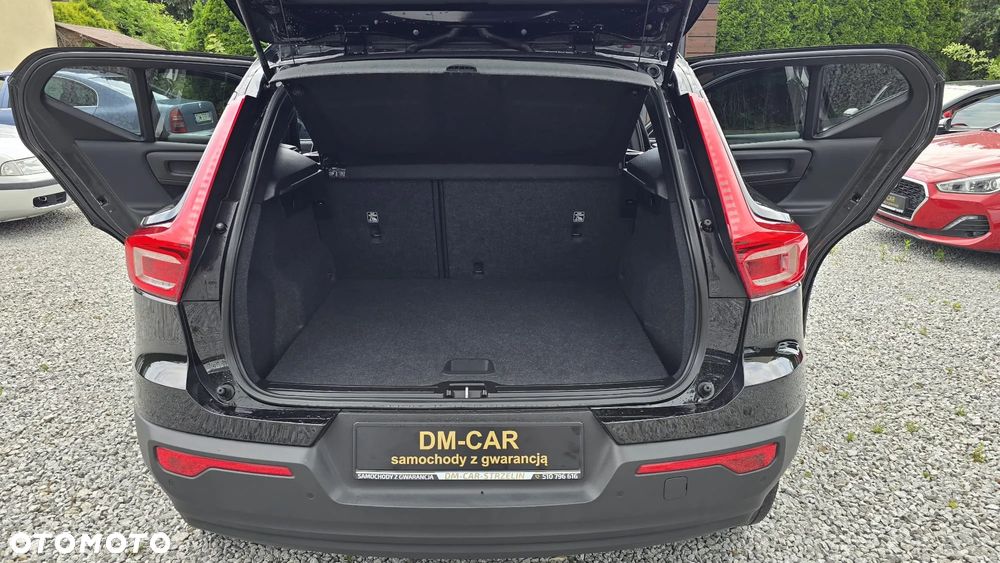 Volvo XC 40 D3 SCR Momentum Core - 16