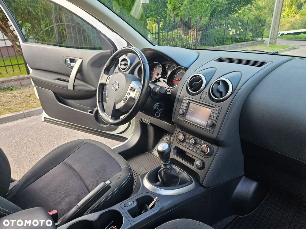 Nissan Qashqai 2.0 tekna - 18