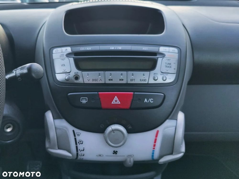 Peugeot 107 - 8