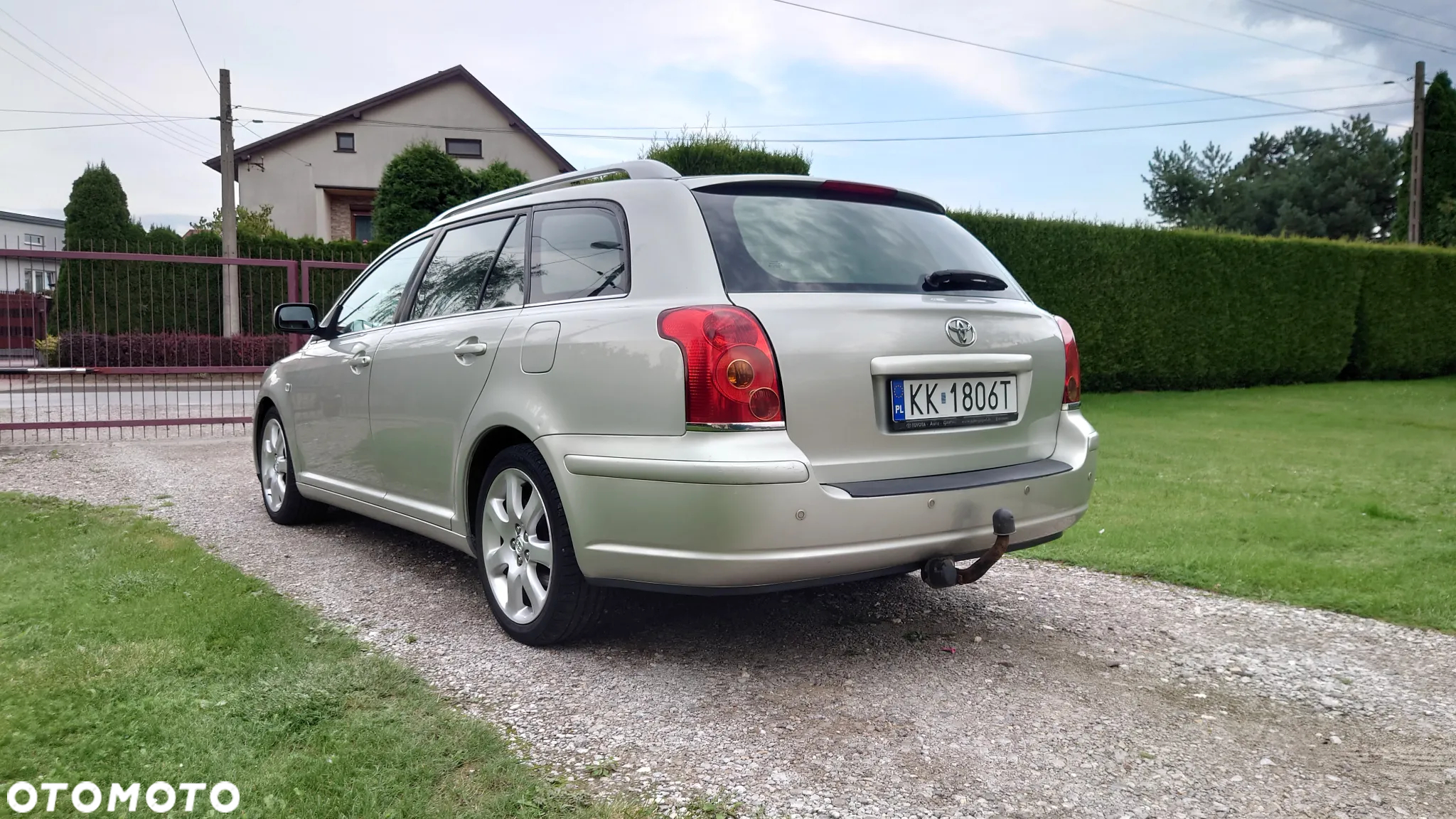 Toyota Avensis 1.8 VVT-i Combi Executive - 9