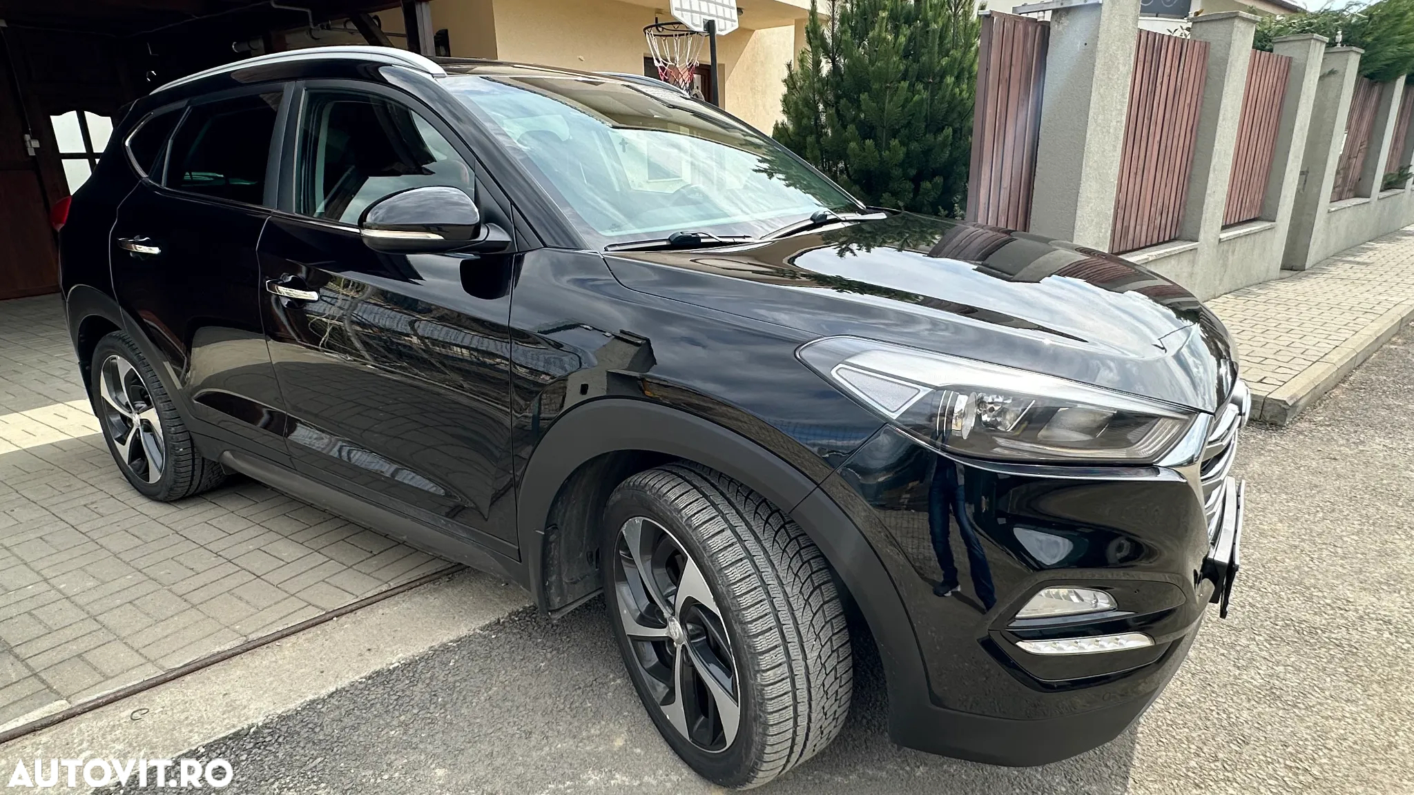 Hyundai Tucson 2.0 CRDI 4WD 6AT Premium+ - 2