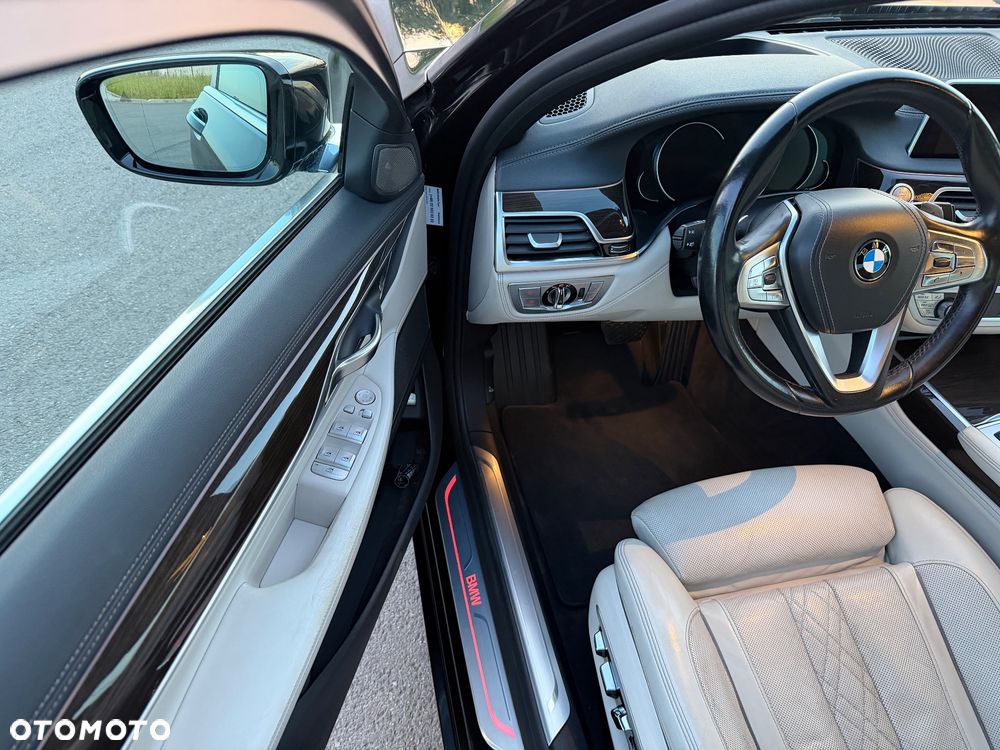 BMW Seria 7 740d xDrive - 10