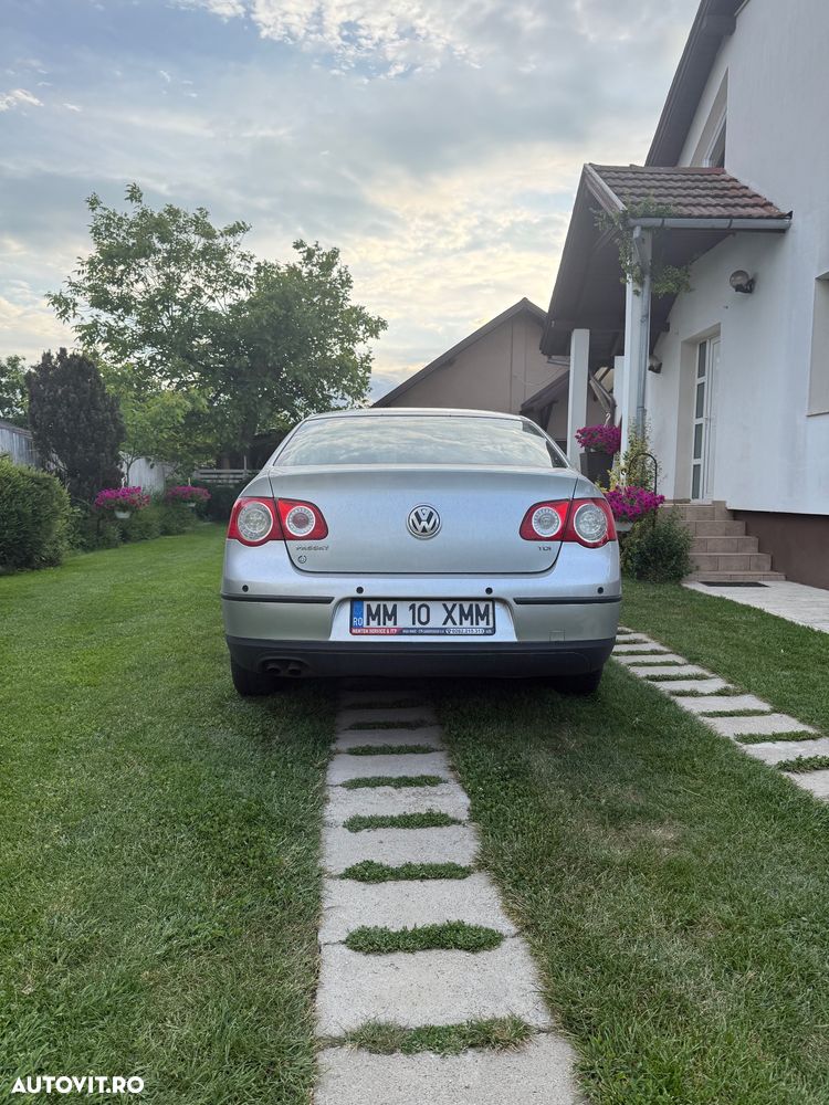 Volkswagen Passat - 3