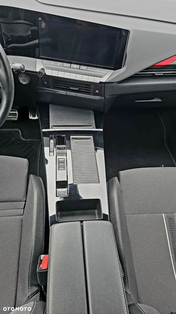 Opel Astra 1.6 T Plug-in Hybrid GS Line - 28