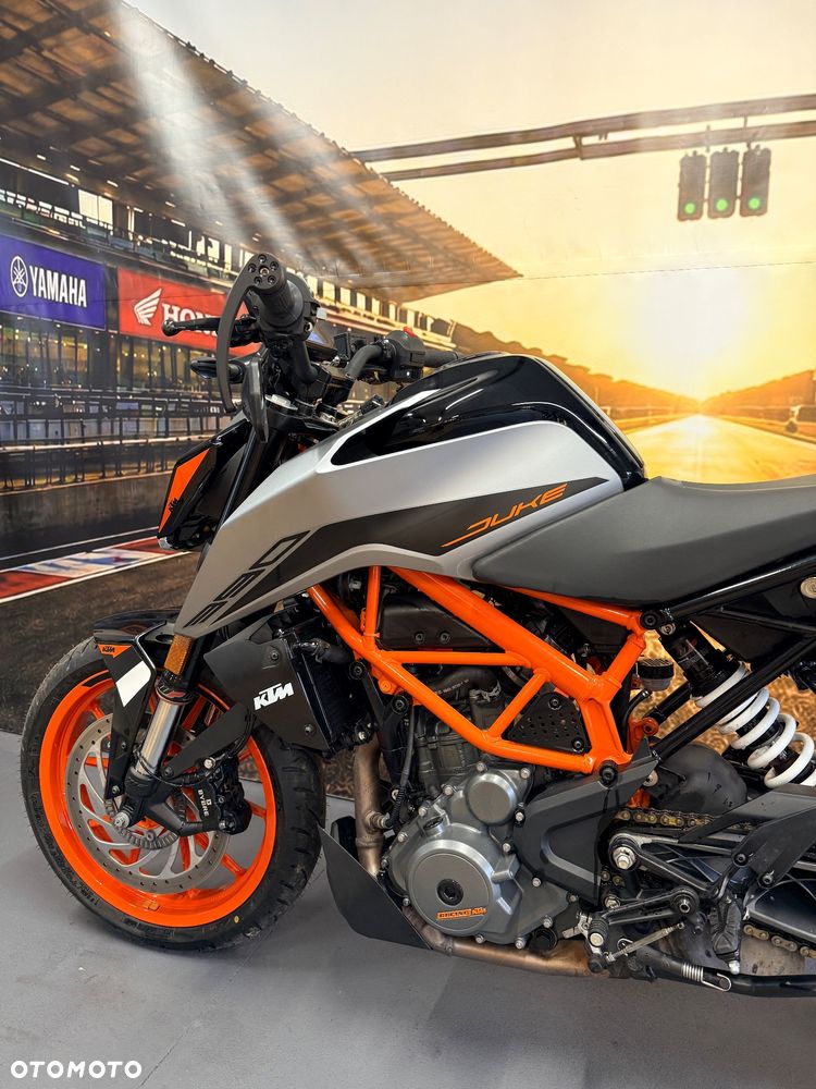 KTM Duke - 3