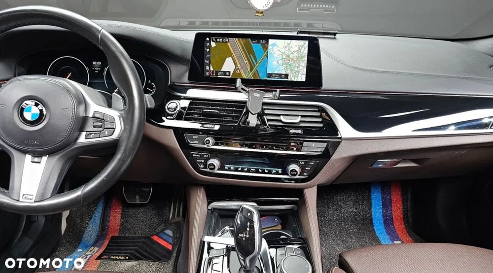 BMW Seria 5 530i GPF M Sport sport - 15