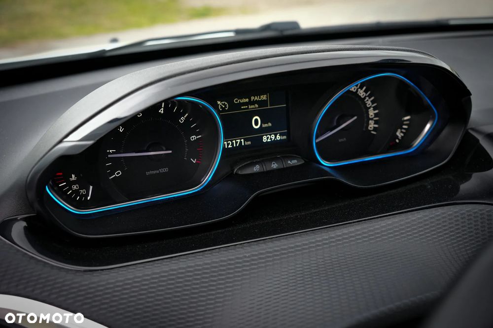 Peugeot 2008 PureTech 110 Stop&Start Allure - 18