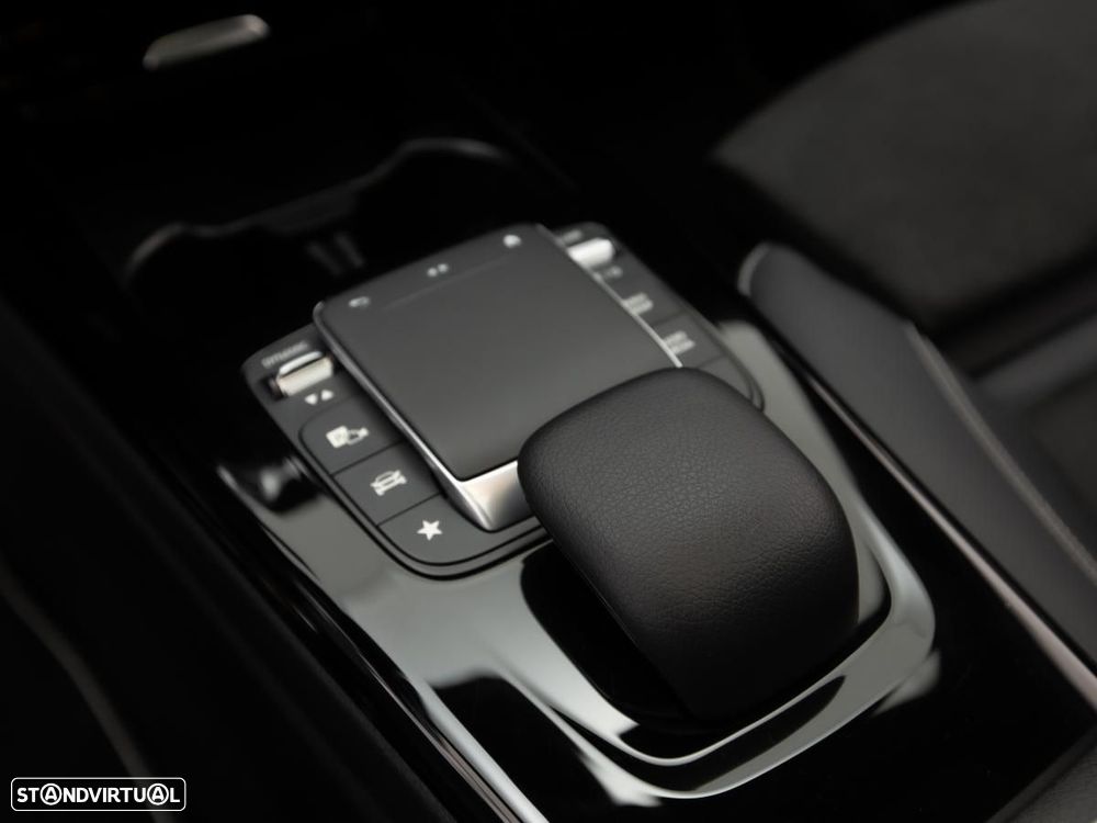 Mercedes-Benz A 250 e 8G-DCT Edition 2020 - 25