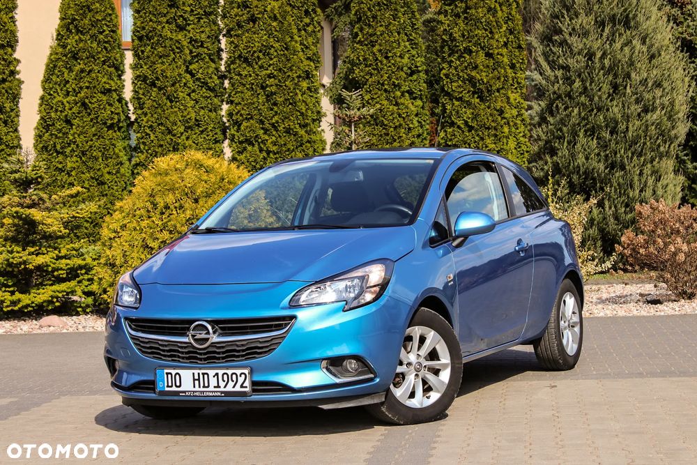 Opel Corsa 1.4 16V Cosmo - 11