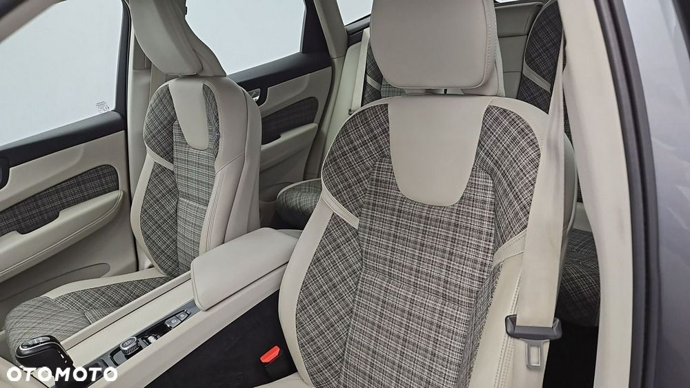 Volvo XC 60 D3 Momentum Pro - 12