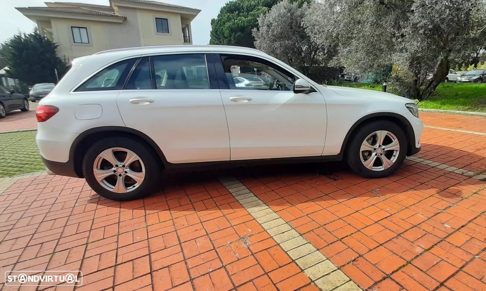 Mercedes-Benz GLC 220 d 4Matic 9G-TRONIC - 4
