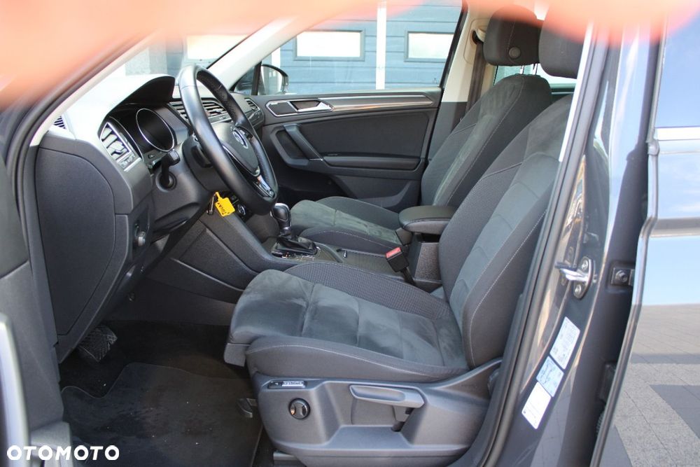 Volkswagen Tiguan - 19
