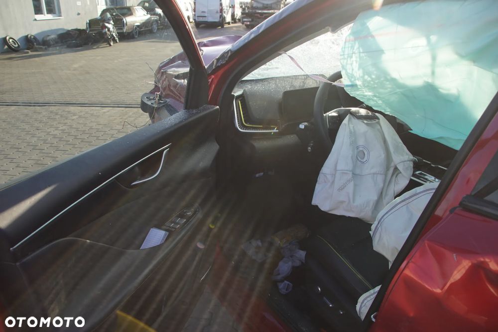 Auto na części - BAIC Beijing 5 1.5 T 177 KM A156T2H 7DCT 52R1 2024R Silnik Skrzynia Drzwi Klapa Zderzak Szyba Klamka Deska Kokpit Sterownik Moduł Czujnik Licznik Wyświetlacz Kierownica Panel - 10
