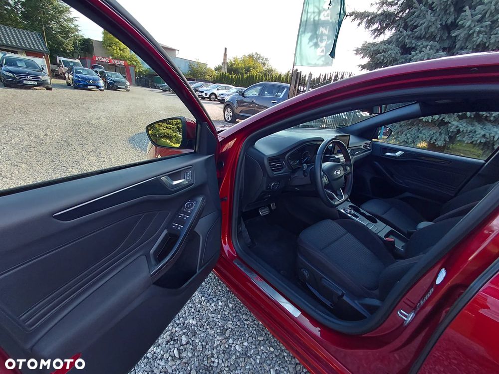 Ford Focus 1.0 EcoBoost Hybrid ST-LINE - 6