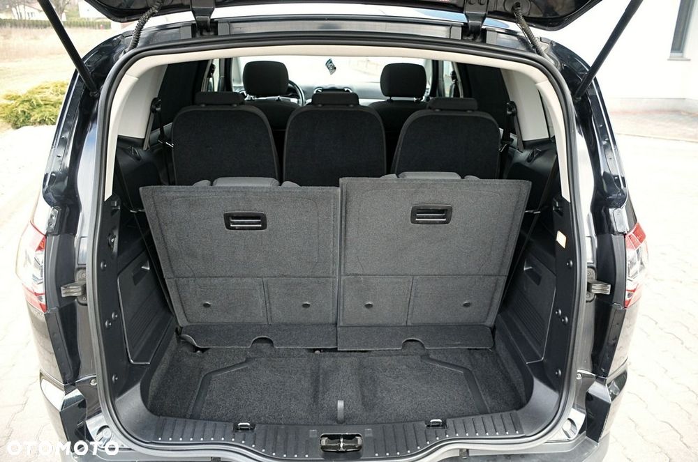 Ford S-Max - 20