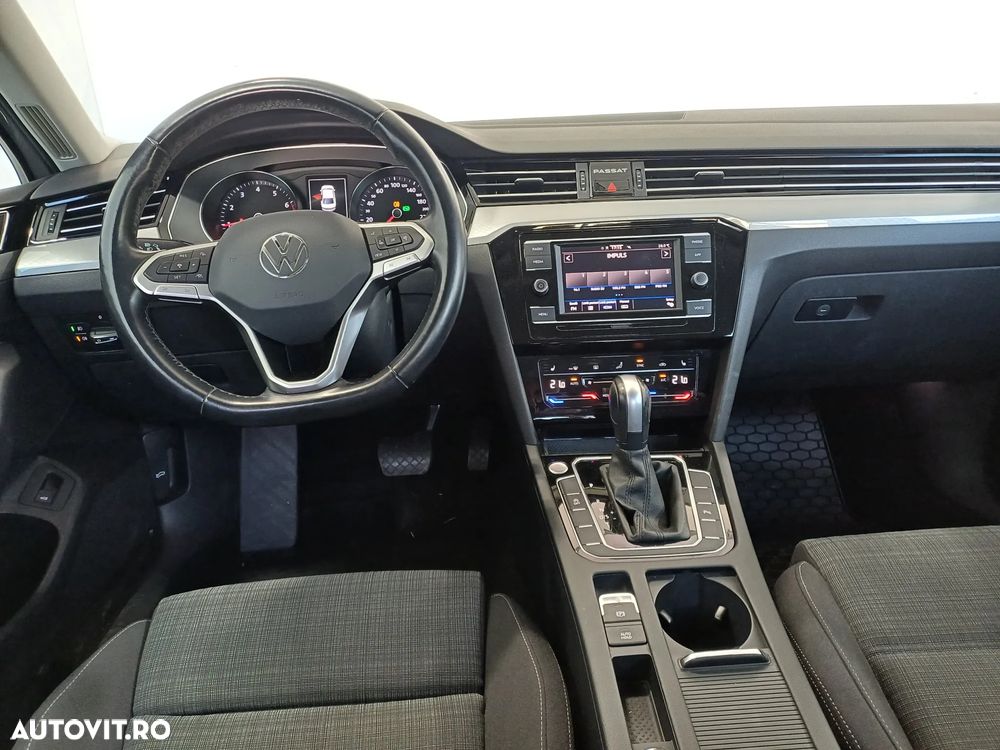 Volkswagen Passat 1.5 TSI ACT DSG Comfortline - 8
