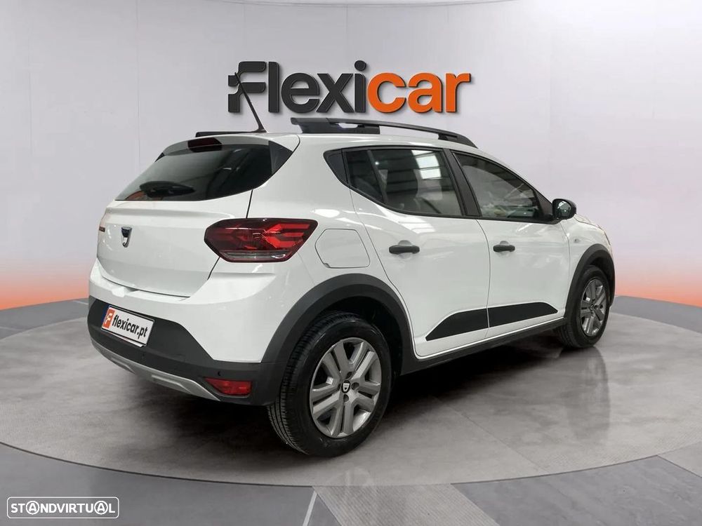 Dacia Sandero - 8