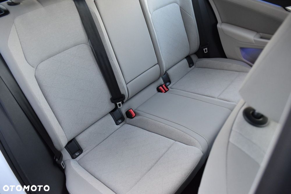 Volkswagen Golf Variant - 30