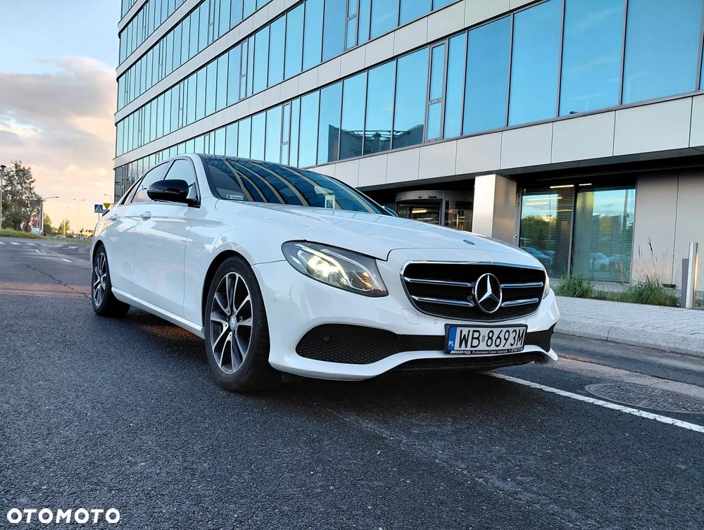 Mercedes-Benz Klasa E 220 d 9G-TRONIC - 19
