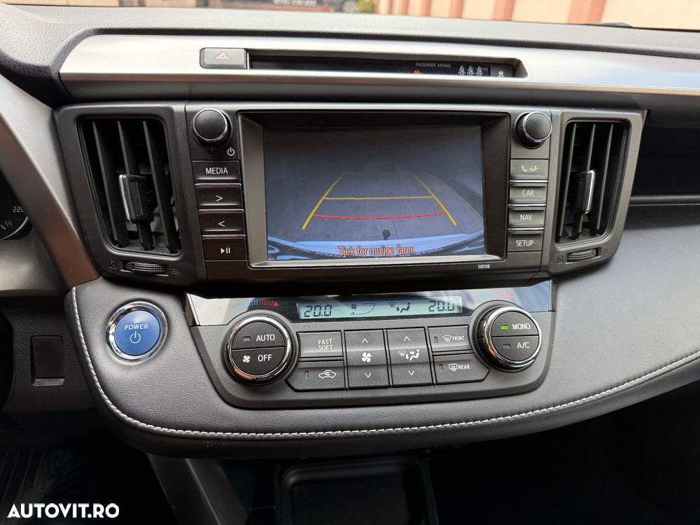 Toyota RAV4 - 14