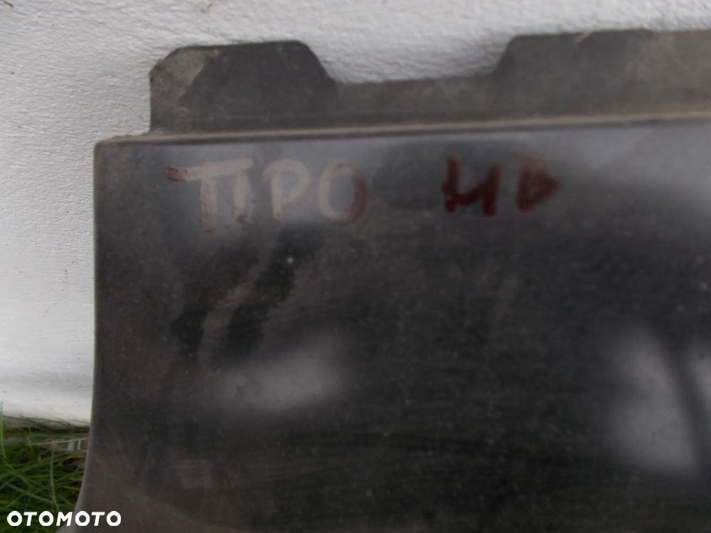 FIAT TIPO II HB BŁOTNIK PRAWY WYKRÓJ SŁUPEK TYŁ TYLNY - 2