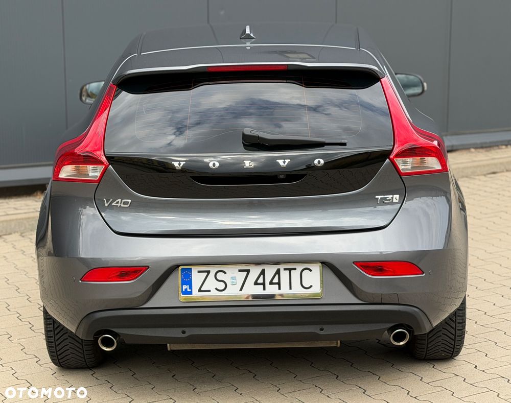 Volvo V40 T3 Momentum - 5