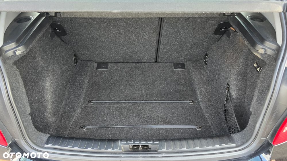 BMW Seria 1 116i Edition Sport - 32