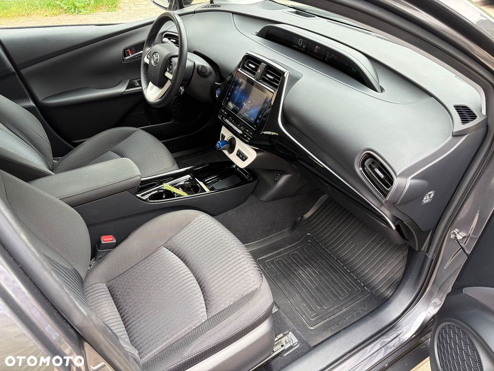 Toyota Prius 1.8 Hybrid Prestige - 8