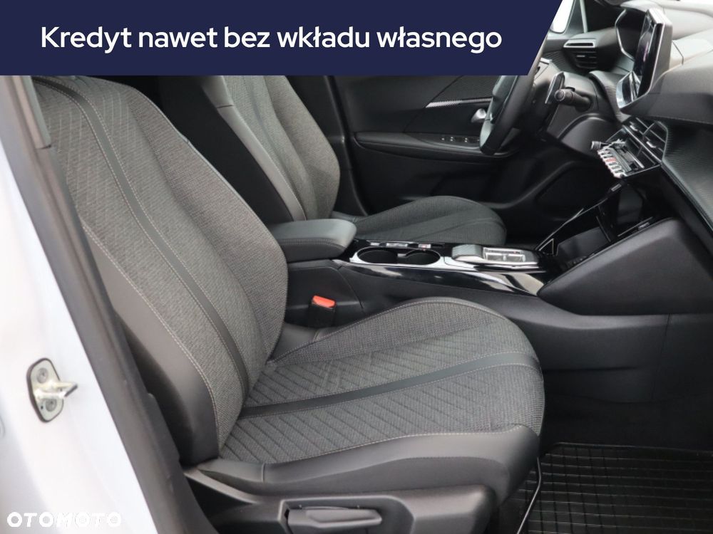 Peugeot 2008 - 11