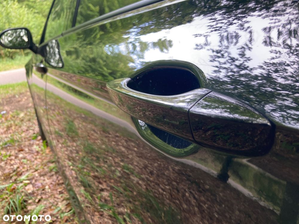 Volkswagen Passat 2.0 TDI EVO Business DSG - 24