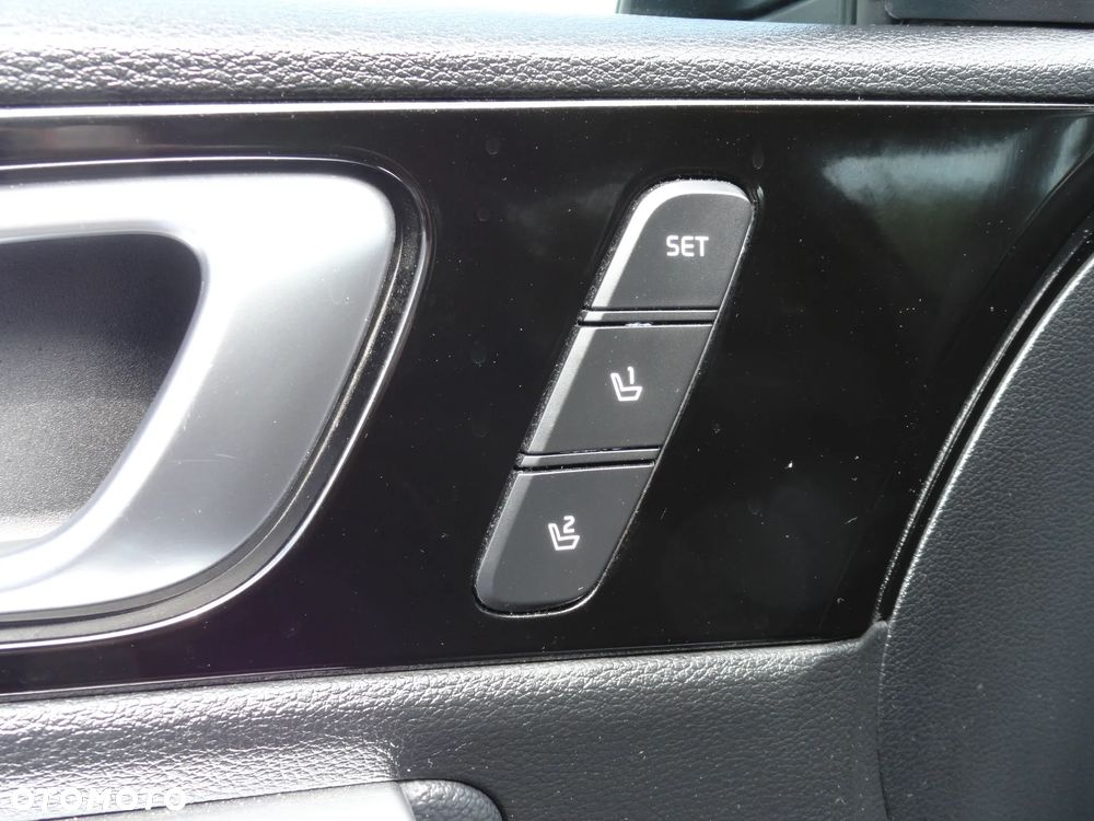 Kia Ceed 1.5 T-GDI DCT7 OPF GT Line - 27
