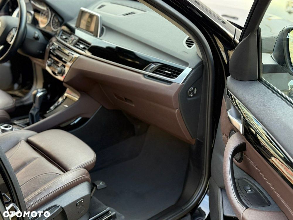 BMW X1 sDrive20i GPF xLine - 17