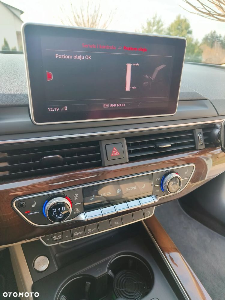 Audi A4 Limousine - 30