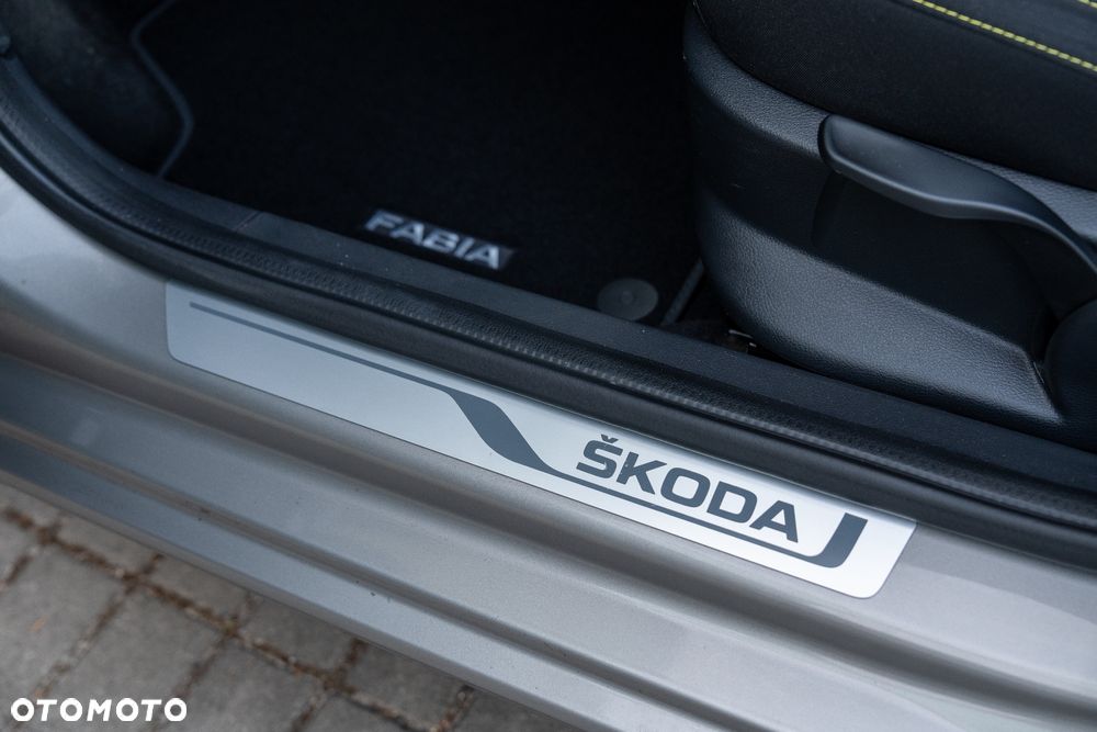 Skoda Fabia 1.0 TSI Soleil - 35