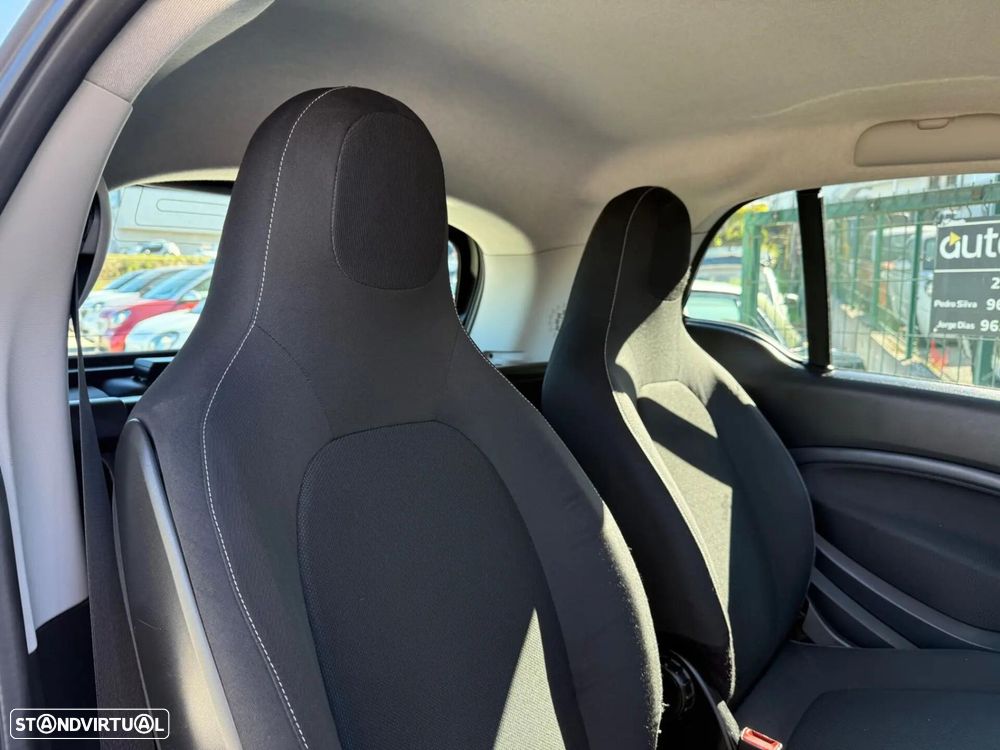Smart ForTwo Coupé 1.0 Passion 71 Aut. - 35