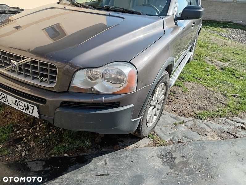 Volvo XC 90 - 1