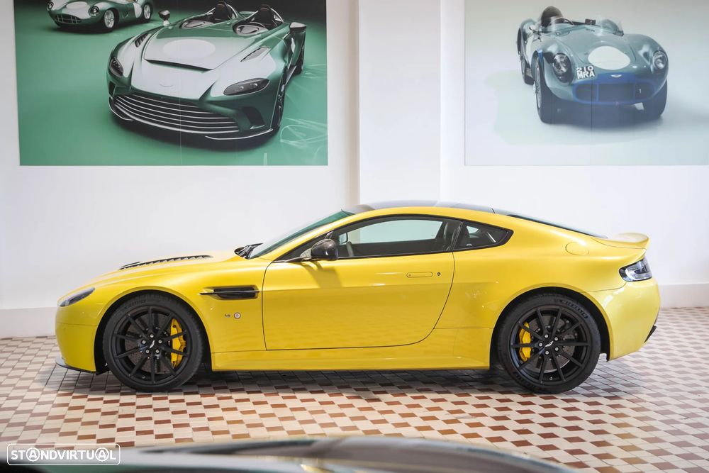 Aston Martin Vantage Coupe V12 S Sportshift 3 - 5