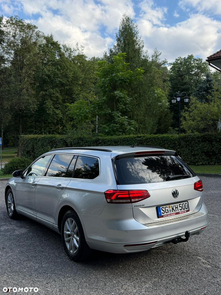 Volkswagen Passat - 14